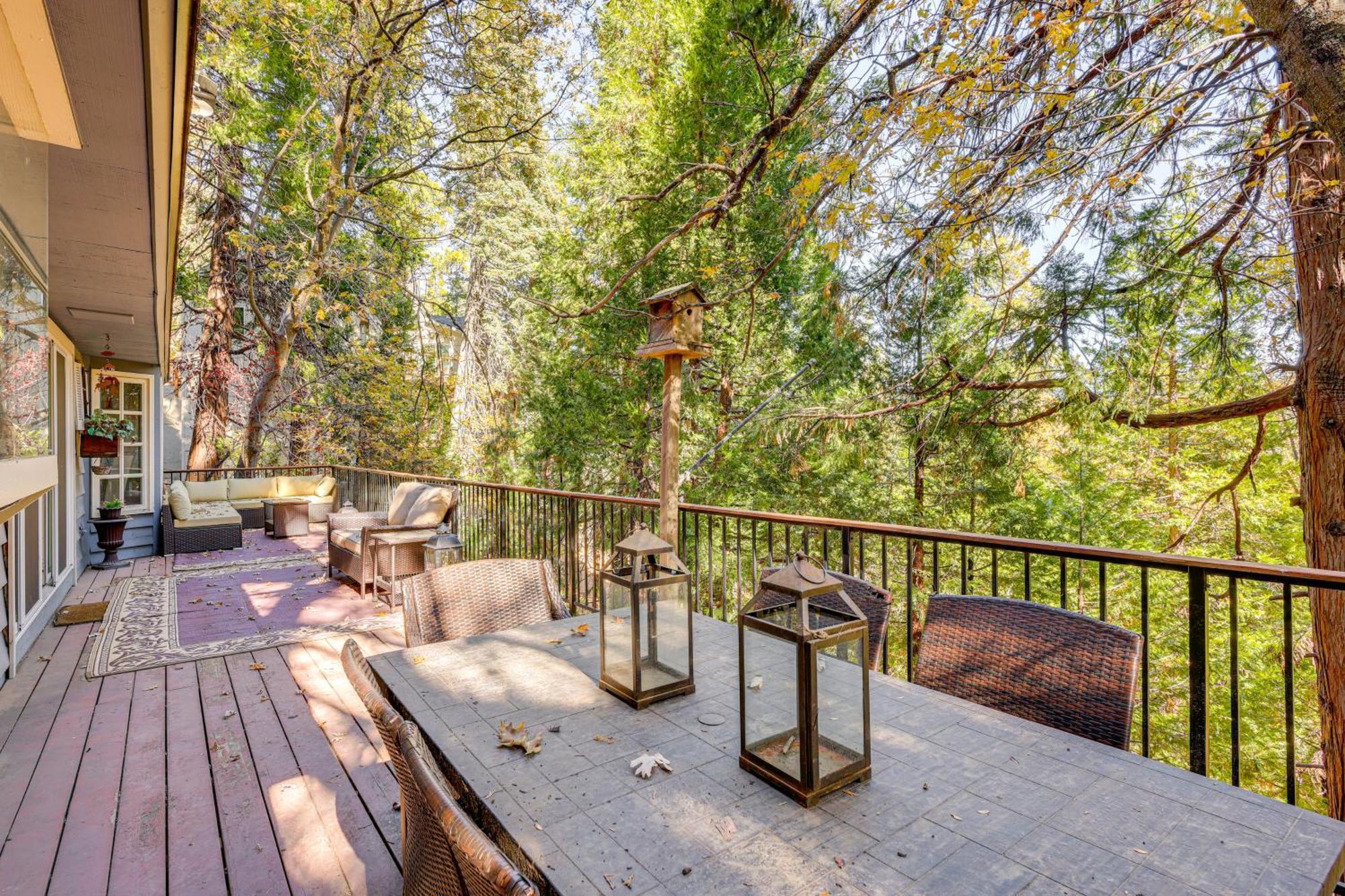 Village Walk Hideaway Half Mi To Dine And Shop Lake Arrowhead Exterior foto